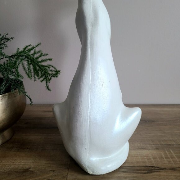 14'' tall vintage long neck white cat with green glass eyes figurine. - Picture 5 of 8